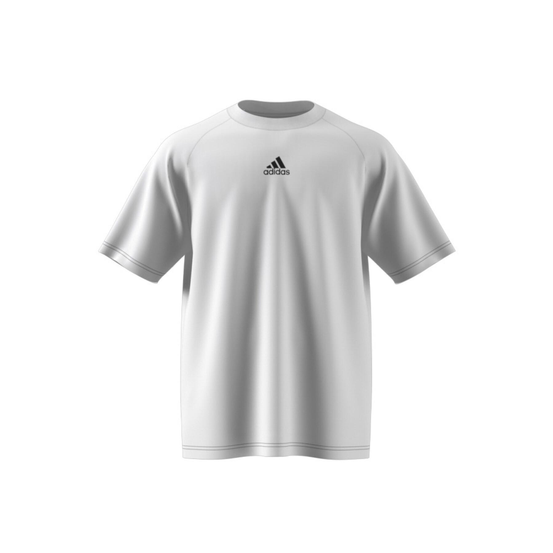 T-shirt adidas Essentials Brandlove