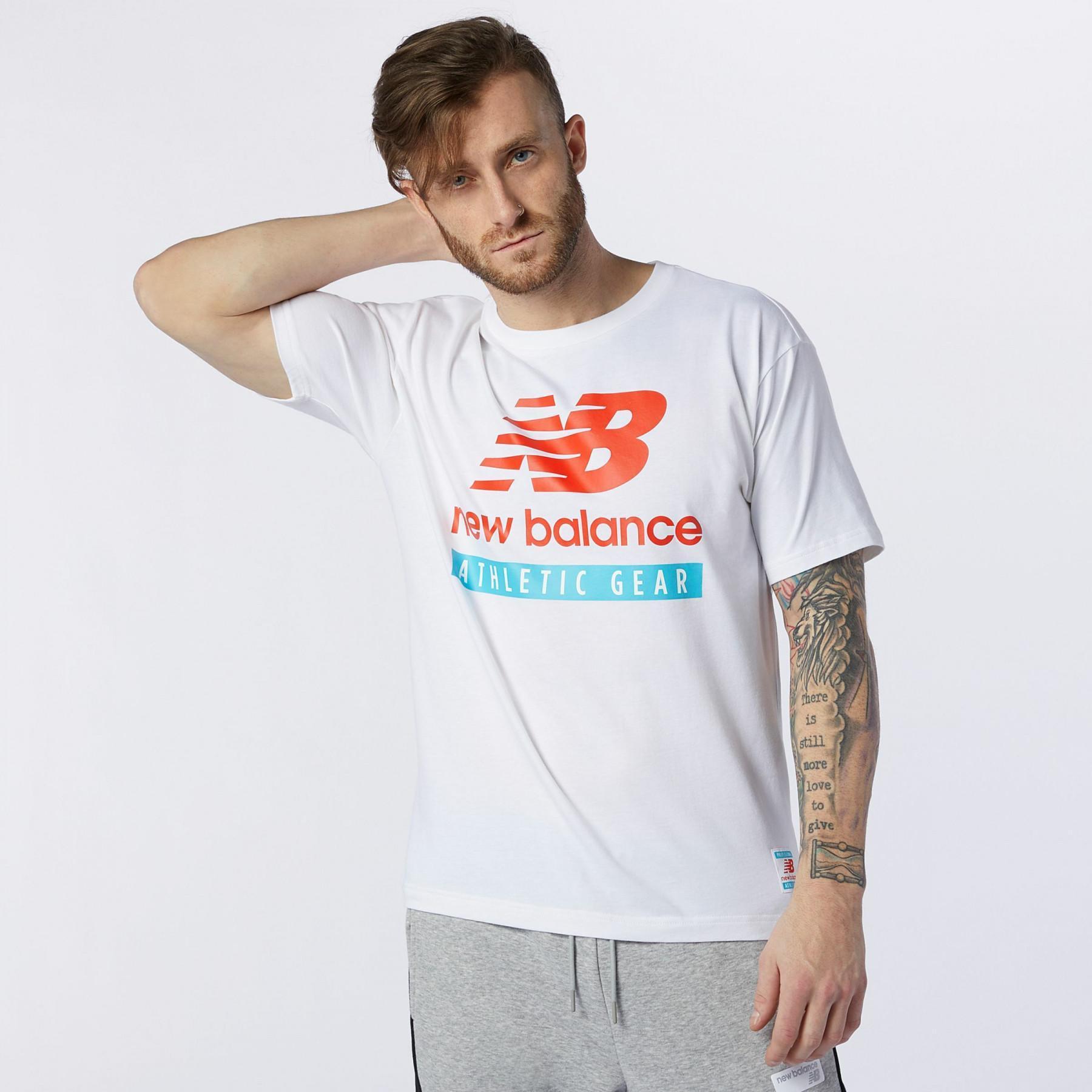 T-shirt New Balance essentials logo